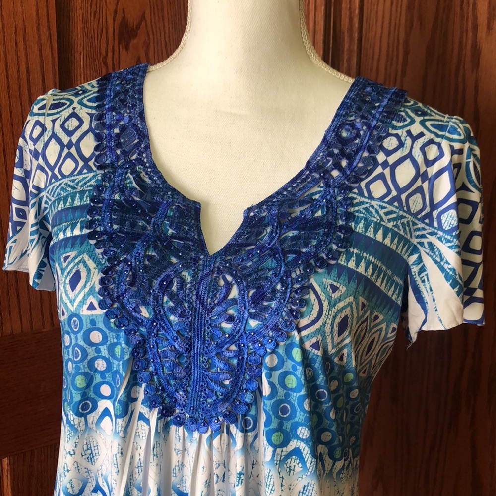 NEW LISTING! G Collection Pheasant Top - Picture 3 of 8